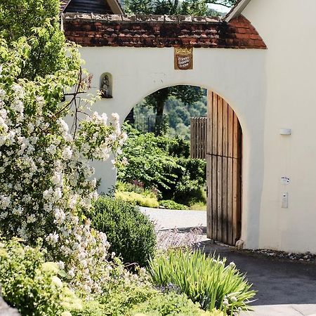 Naturhotel Die Maise Hayingen エクステリア 写真
