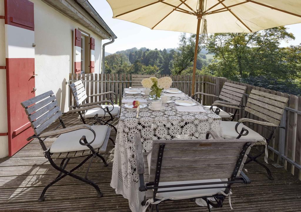 Naturhotel Die Maise Hayingen エクステリア 写真